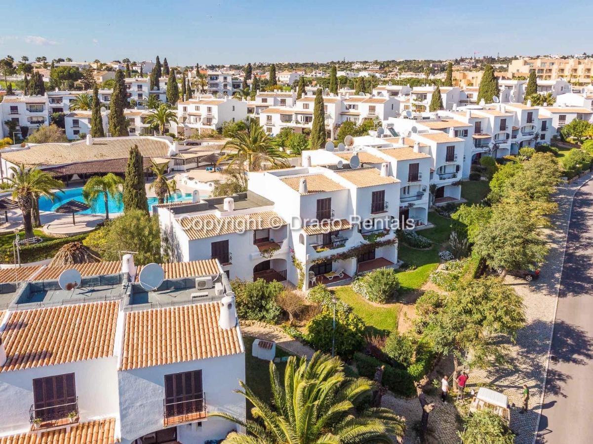 Coastal Retreat With Pool And Beach Access By Drago Rentals Albufeira Kültér fotó