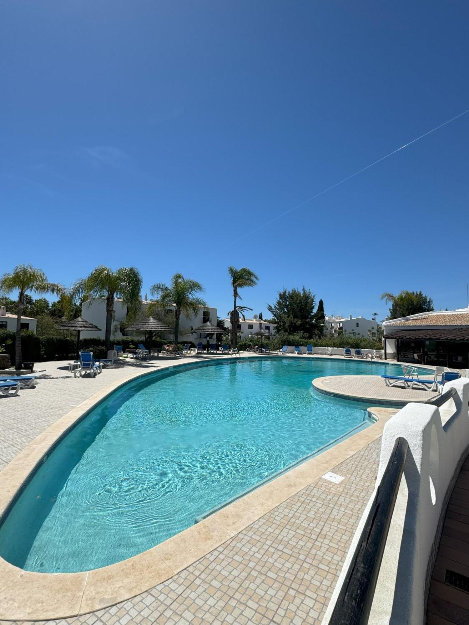 Coastal Retreat With Pool And Beach Access By Drago Rentals Albufeira Kültér fotó