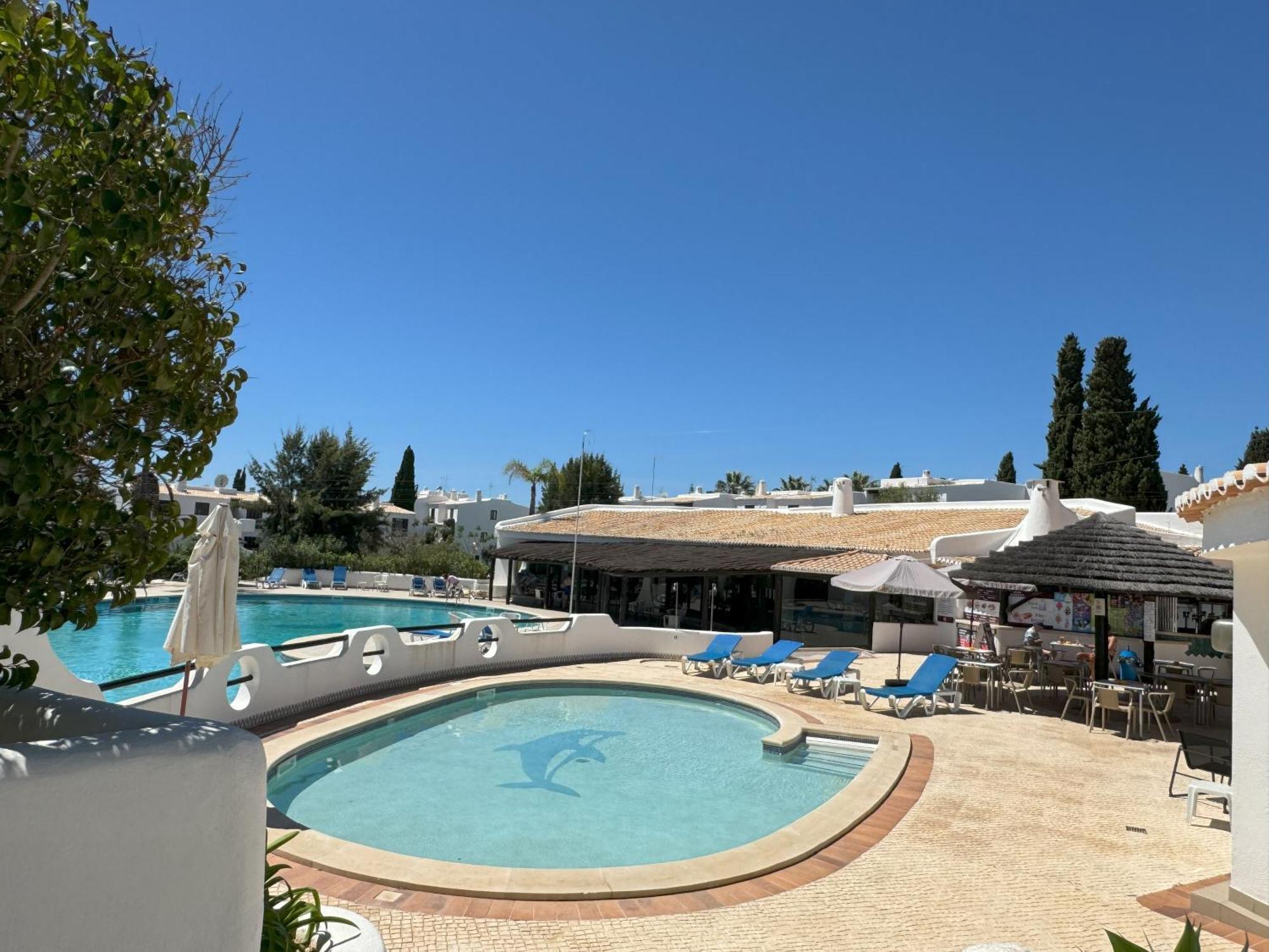 Coastal Retreat With Pool And Beach Access By Drago Rentals Albufeira Kültér fotó
