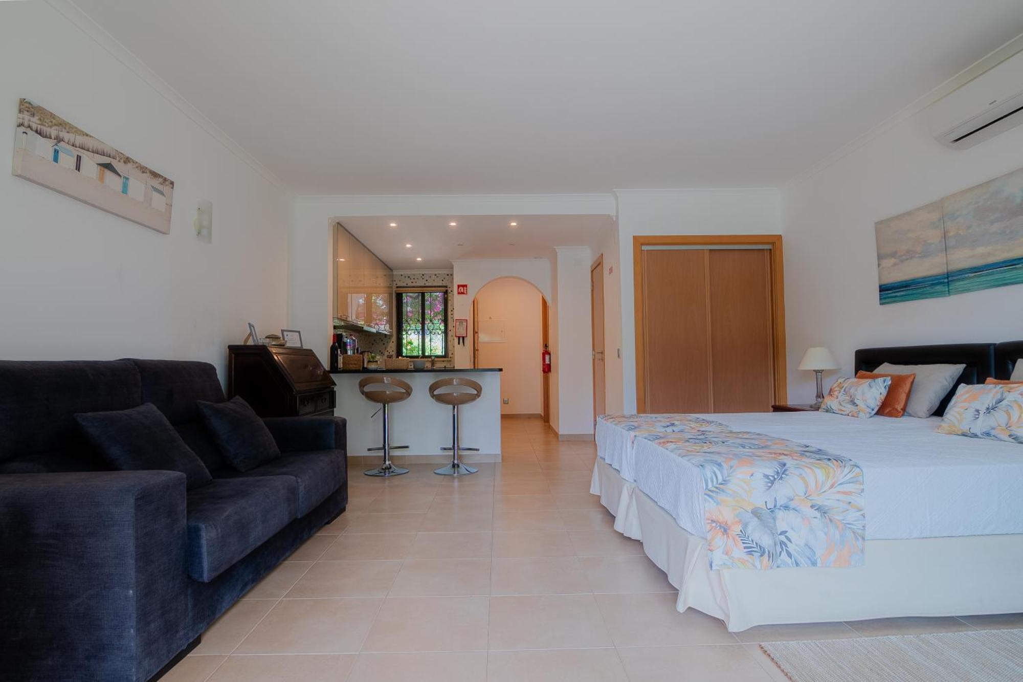 Coastal Retreat With Pool And Beach Access By Drago Rentals Albufeira Kültér fotó