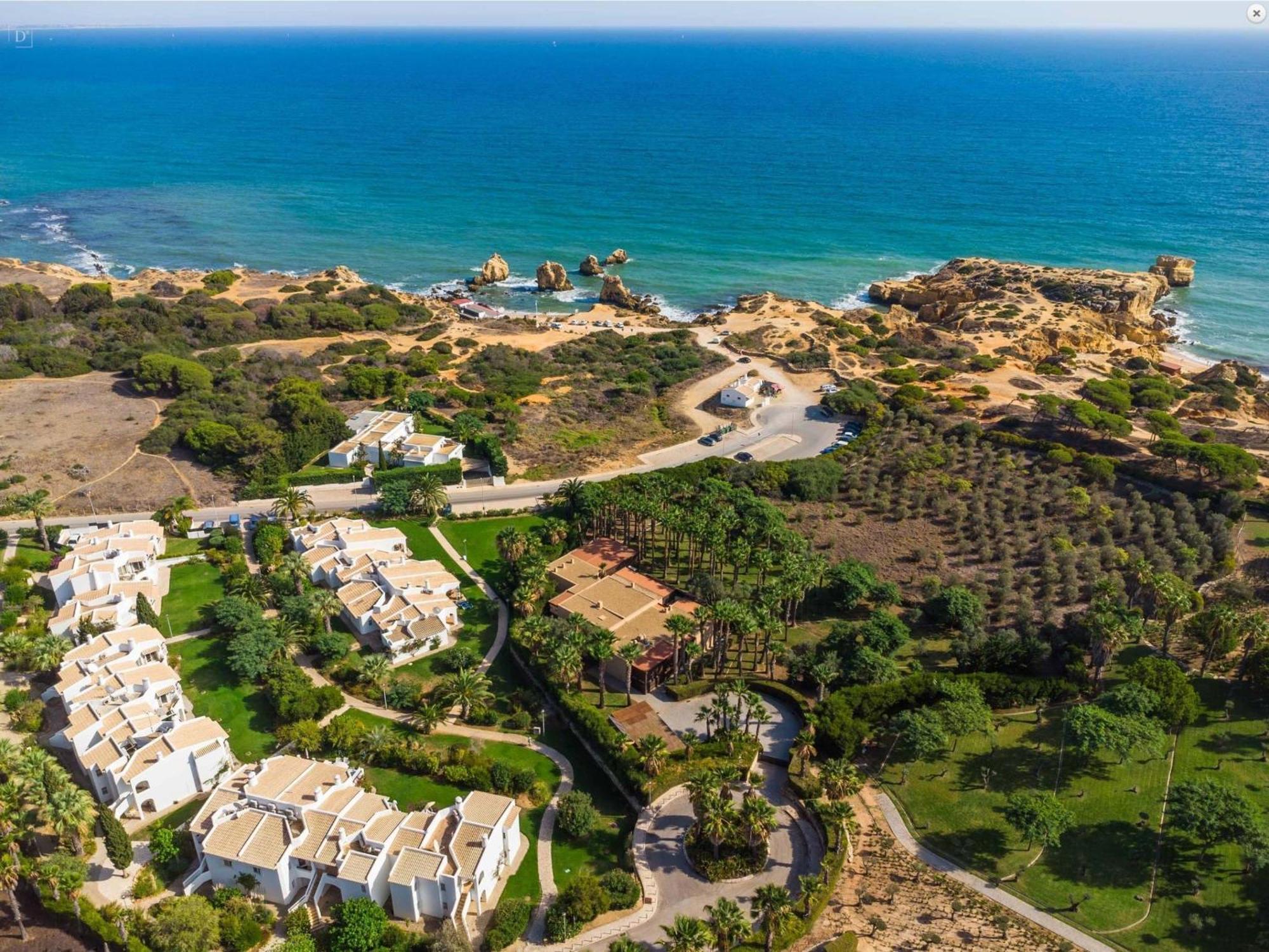 Coastal Retreat With Pool And Beach Access By Drago Rentals Albufeira Kültér fotó