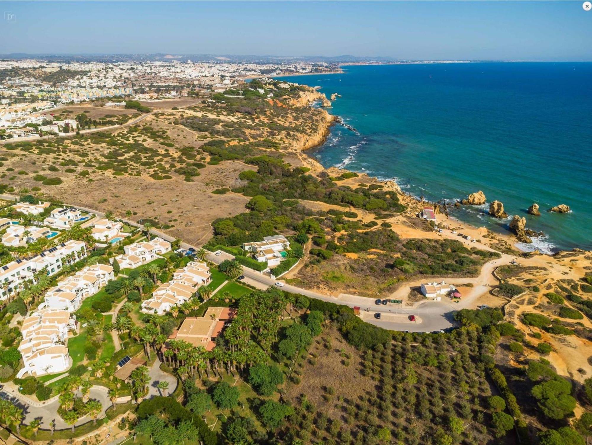 Coastal Retreat With Pool And Beach Access By Drago Rentals Albufeira Kültér fotó